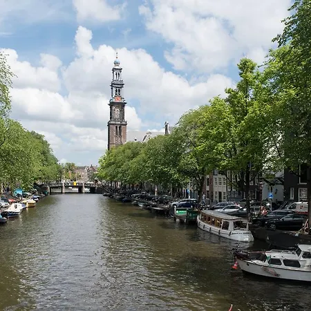 The Monumental Canal House Sam *
